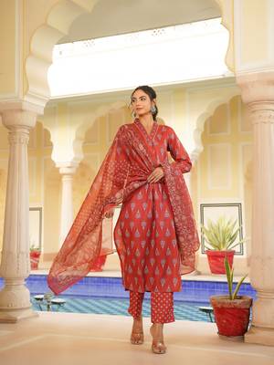 Women red rayon blend floral printed straight kurta trouser with dupatta 5
