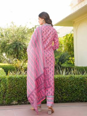 Women pink rayon blend ethnic motifs printed straight kurta trouser with dupatta 4