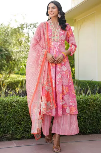 Women pink rayon blend floral printed a-line kurta palazzo with dupatta