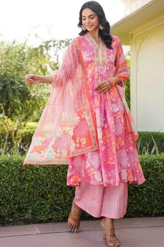 Women pink rayon blend floral printed a-line kurta palazzo with dupatta