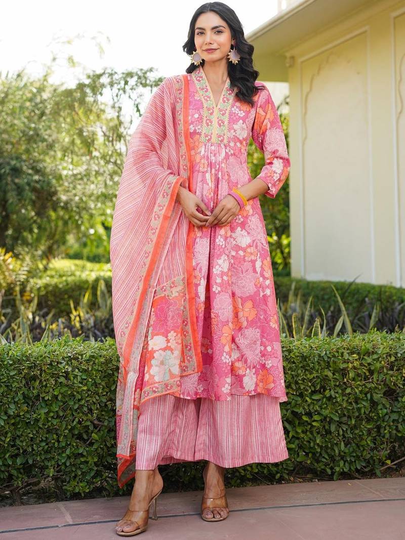 Women pink rayon blend floral printed a-line kurta palazzo with dupatta