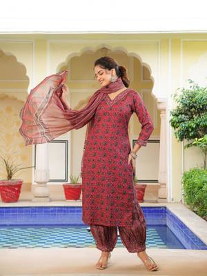Women red rayon blend ethnic motifs printed straight kurta salwar with dupatta 5