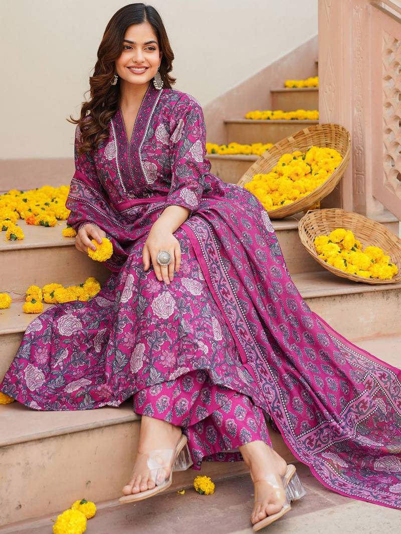 Women pink rayon blend floral printed a-line kurta palazzo with dupatta