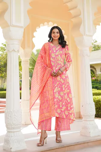 Women pink rayon blend floral printed a-line kurta palazzo with dupatta