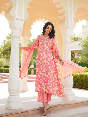 Women pink rayon blend floral printed a-line kurta palazzo with dupatta 5