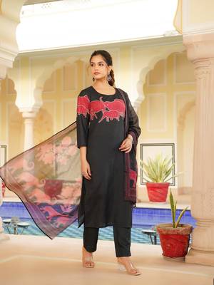 Women black rayon blend ethnic motifs printed straight kurta trouser with dupatta 3
