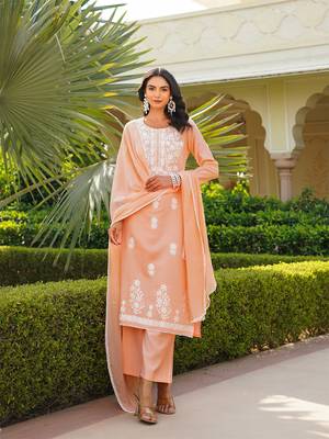Women peach viscose solid embroidered straight kurta palazzo with dupatta 2