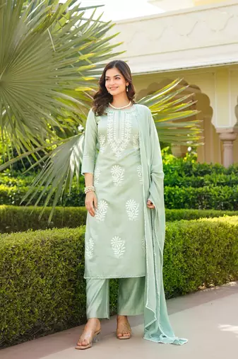 Women green viscose solid embroidered straight kurta palazzo with dupatta