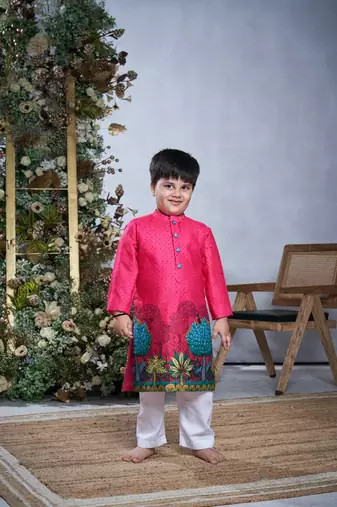 Pink pichwai print kurta set