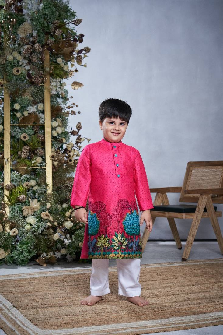 Pink pichwai print kurta set