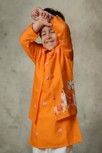Red pichwai bandi embroidered kurta set