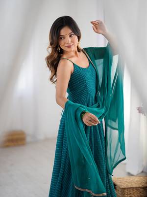 Pine green Long kurta with dupatta 4