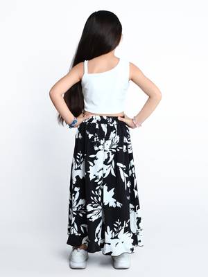White floral printed cotton blend co-ord set for kids 2
