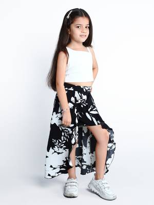 White floral printed cotton blend co-ord set for kids 4