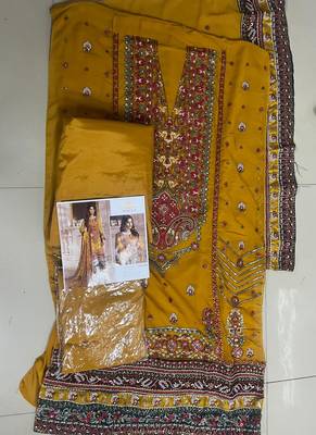 Women's Yellow Georgette Pakistani Salwar Suit 2