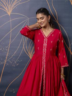 Women's silk blend embroidered flared kurta with palazzo & dupatta set 3