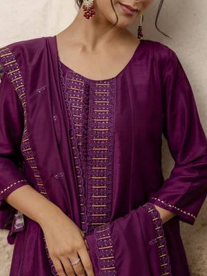 Women's silk blend embroidered flared kurta with palazzo & dupatta set 3