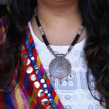 Dana chakra embossed necklace 2