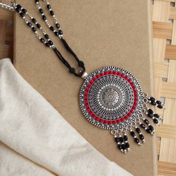 Black drops classic necklace 1