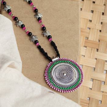 Oxidized silver pink & green long haar 1