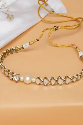 Triangle    mangle necklace