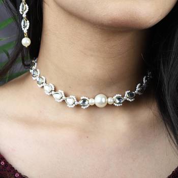 Pear wear necklace 2
