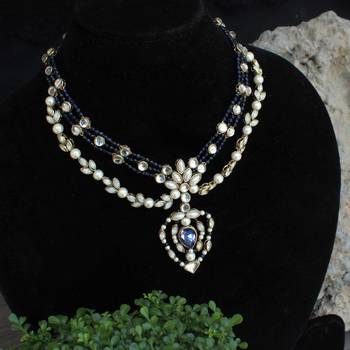 Blues hues necklace 1