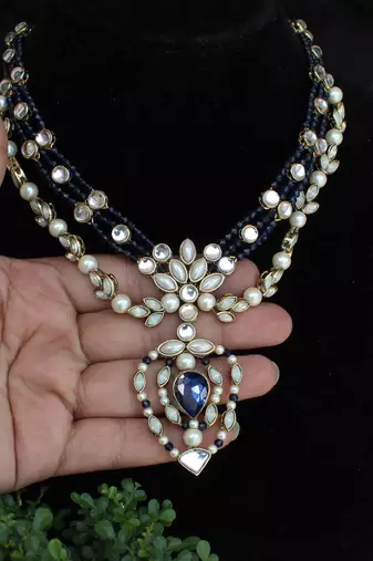 Blues hues necklace