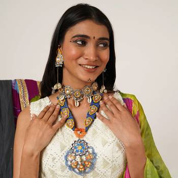 Bohemian vibes blue & orange necklace set 2