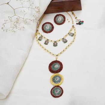 Rustic floral motif hand crochet necklace with matching earrings 1