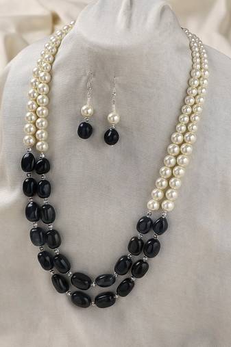 Black sotnes & white pearls layered necklace with matching earrings