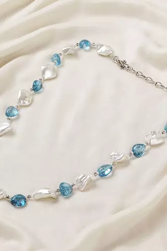High quality white pearls blue semi precious stone necklace