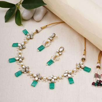 Kundan and green stone necklace set 3