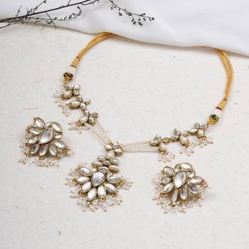 Floral grace choker set 1
