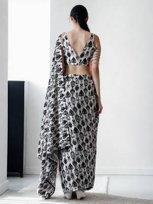 pre draped grey chinnon digital print & lace border saree 2