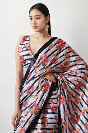 ready made cream chinnon digital print & lace border saree