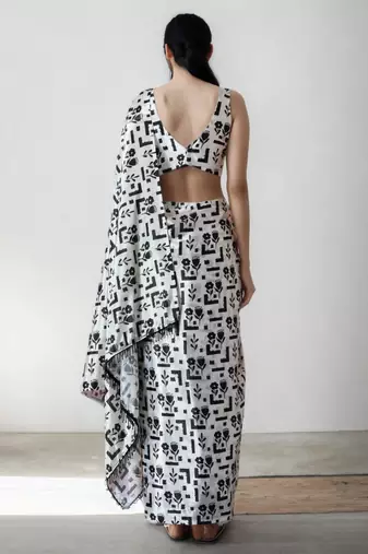 ready to wear white chinon digital printed saree