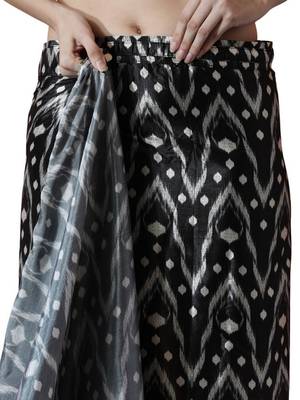 ready made black chinon digital printed saree 4