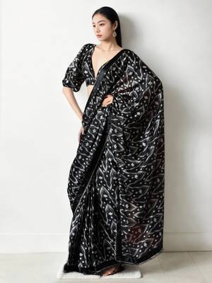 ready made black chinon digital printed saree 5