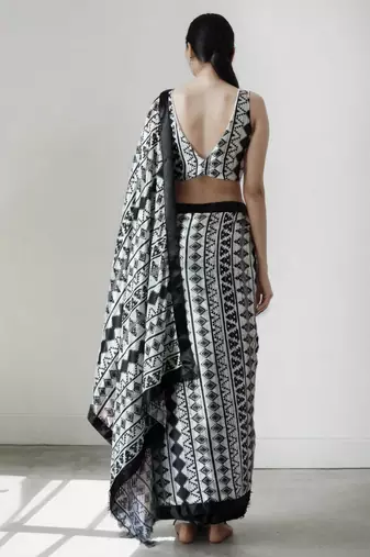 pre-stitched white chinon digital printed saree