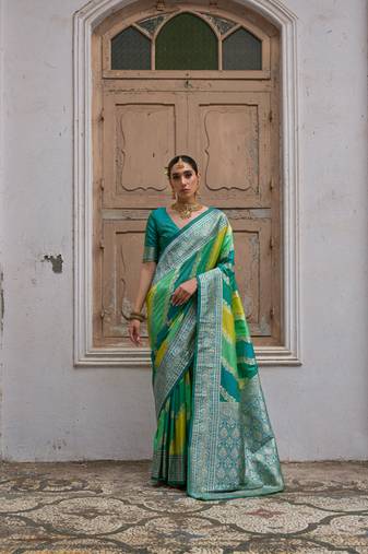 Green handloom woven banarasi silk blend saree