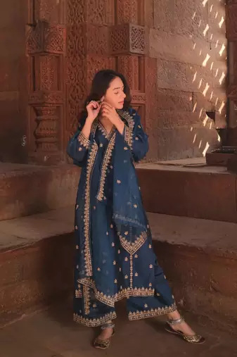 Blue color viscosee silk beautiful salwar kameez for party looks