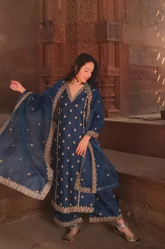 Blue color viscosee silk beautiful salwar kameez for party looks