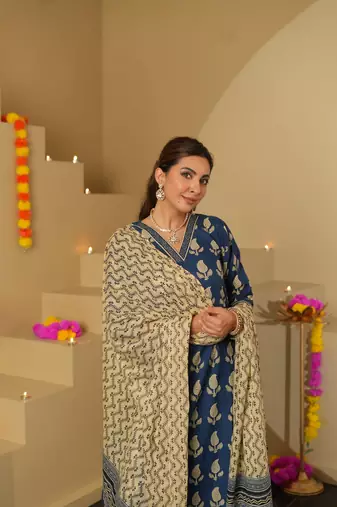 Blue color roman slub trendy and stylish readymade kurta set