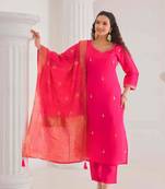 Pink color beautiful partywear kurta set in viscose chanderi fabric
