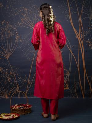 Pink color wevon with hand shimmar silk fabic readymade suit with dupatta 2