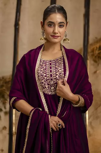 Heavy partywear silk blend purple color kurta set for ceremonial wear