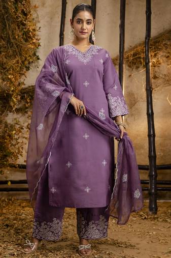 Heavy partywear silk blend lavender color kurta set for ceremonial wear