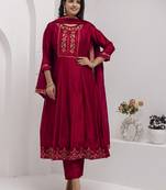 Red color ethnic vichitra silk fabric floral embroidery kurta set with dupatta