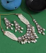 Lustrous white color kundan necklace set